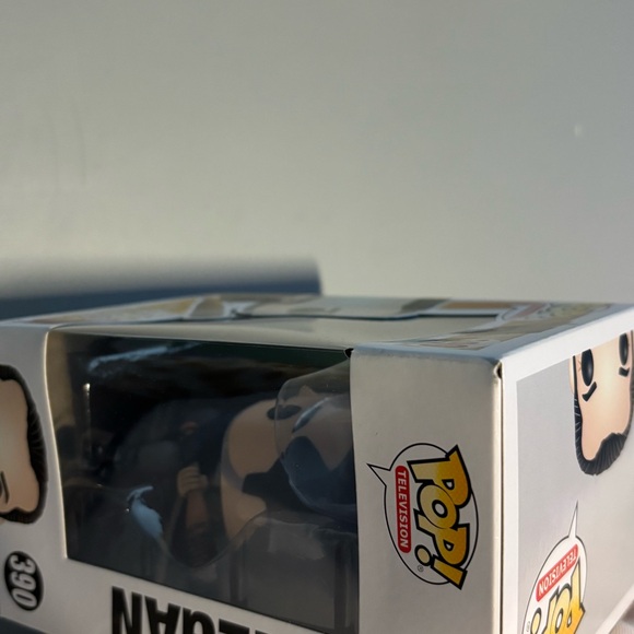 Negan Funko Pop Figure - The Walking Dead #390 - Picture 6 of 7